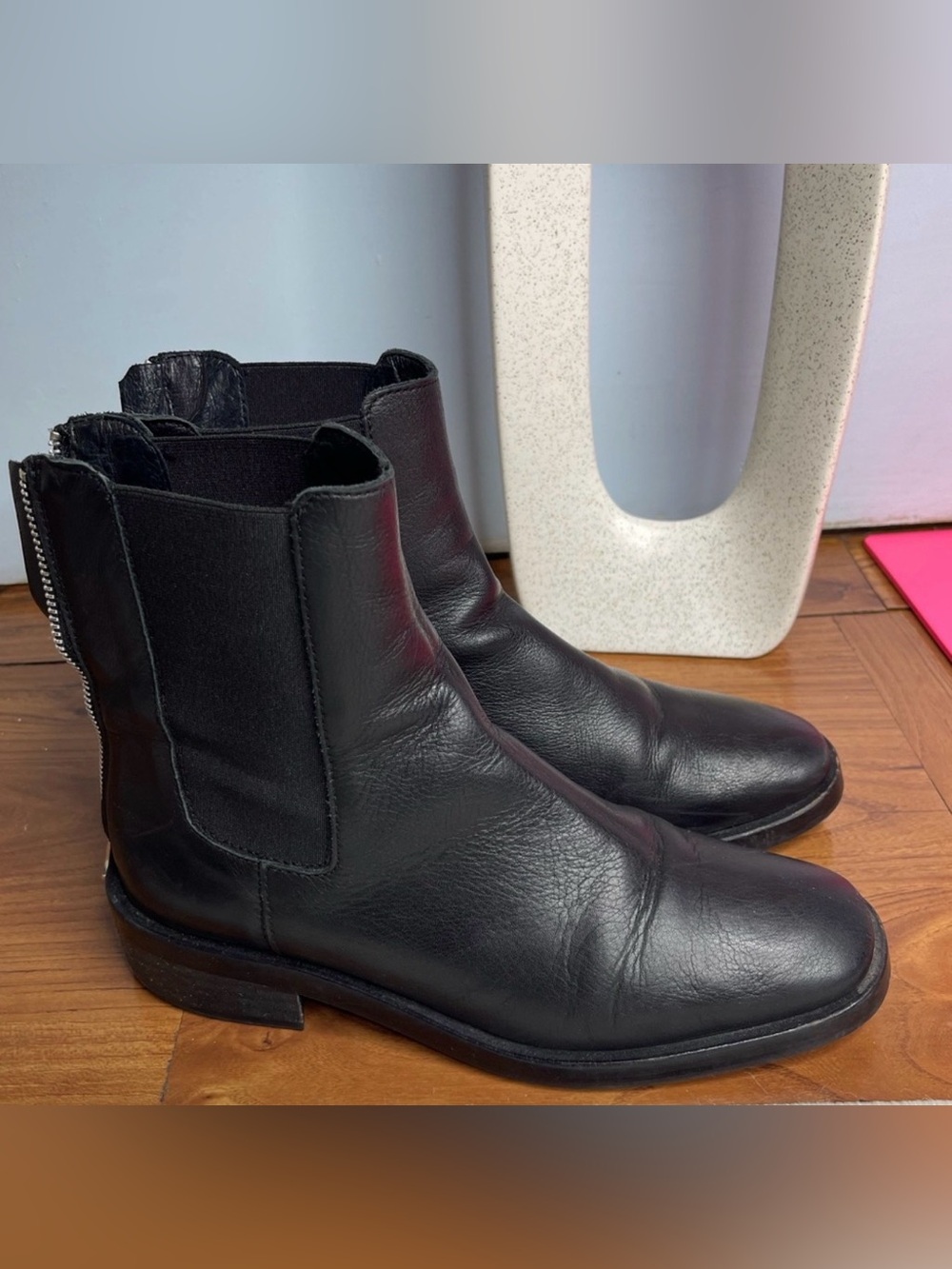 L’intervale Black Leather Zip-Up Ankle Boots size Eur39